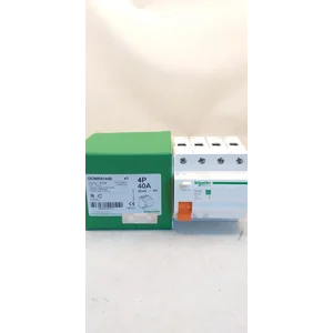 RCCB Domae 4P 40A 30mA Schneider