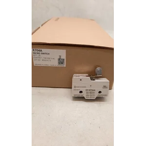 Micro Limit Switch R704A Merk Hanyoung