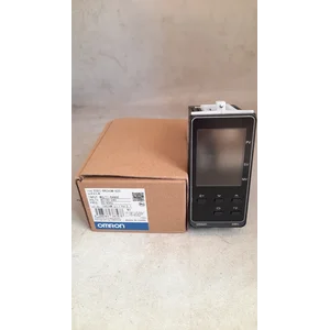 Temperature Controller Omron Type E5EC-RR2ASM-820 