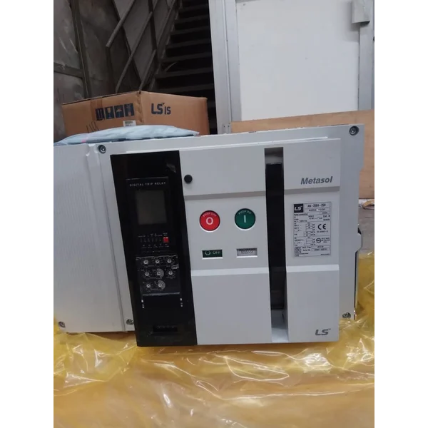 Acb / Air Circuit Breaker Metasol Ls 4P Manual Type AN25E4-25H 2500A 85Ka