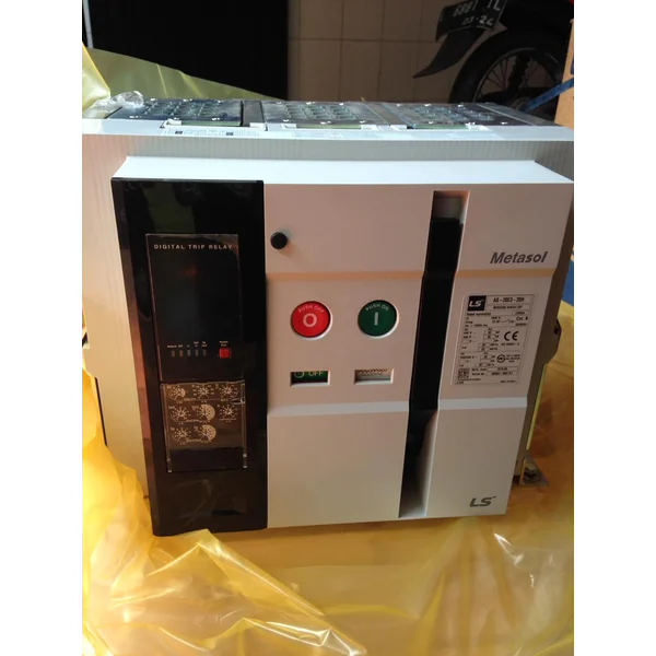Acb / Air Circuit Breaker Metasol Ls 3P Manual Type As-20E3-20H 2000A 85Ka 