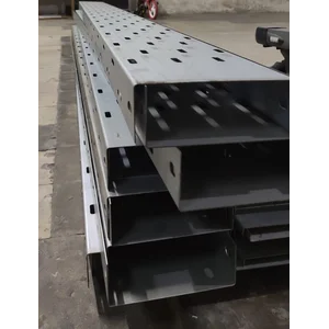 Kabel Tray / Ladder Uk. 150x50x2400