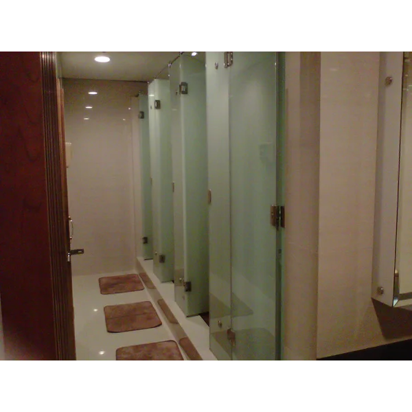 Cubicle Toilet Phenolic Glass