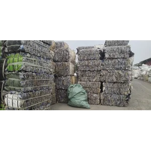 Serpihan Botol Plastik Pet(Pet Flakes)