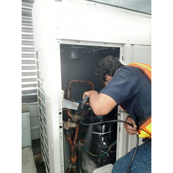 Service and Maintenance AC Air Conditioning By PT. Singawa Partner Indonesia