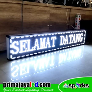 Running Text Outdoor Putih 197 cm X 37 cm WIFI Connection