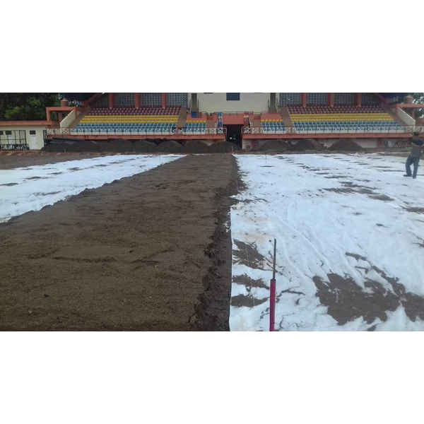 Renovasi Lapangan Sepak Bola By CV Graha Indah
