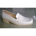 sepatu perawat sol putih 1