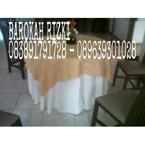 3 tier round tablecloth 