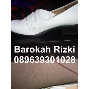 Sepatu Perawat Wanita