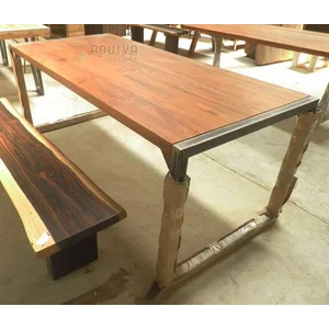 meja kursi restoran
