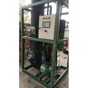 Mesin Ice Tube / Es Kristal Kapasitas 1 Ton/ Hari