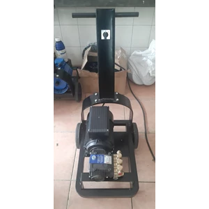 Water Jet Cleaner Pump 150 bar was created in the Leuco S.p.A