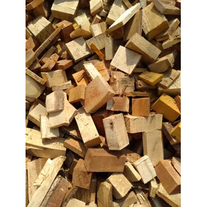 Tatal Kayu MC < 25% untuk bahan bakar mesin Boiler Biomassa 