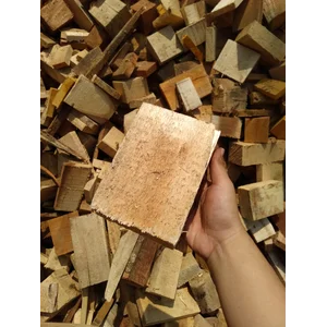 Tatal Kayu MC < 25% untuk bahan bakar mesin Boiler Biomassa 
