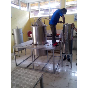 DISTILLATION MACHINE - Stainless Distillation Equipment