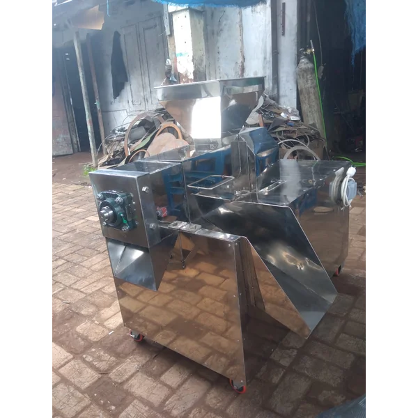  Mesin Pemeras Santan Pengolahan Kelapa 