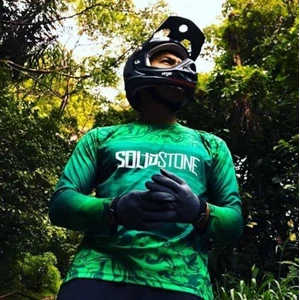 Jersey Sepeda Downhill