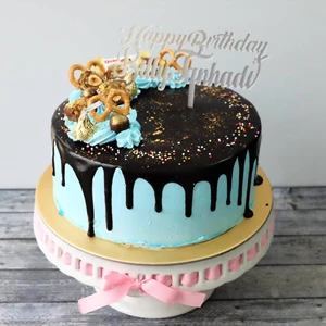 Kue Ulang Tahun Birthday Blue Chocolate Fondant