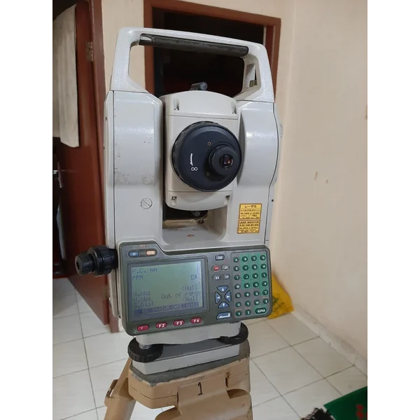 Total Station sOKKIA SET3030R 3 Detik Laser