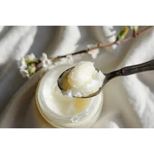 Kosmetik White Petroleum Jelly Ex Iran