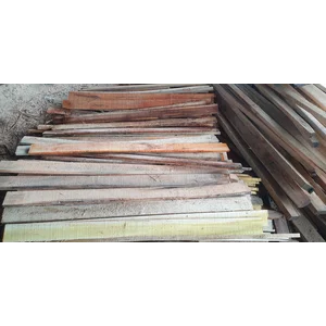 Papan Kayu Ukuran 100×2×8 Cm