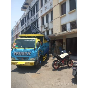 tarif Sewa truck Surabaya denpasar rp. 2.500.000 per rit