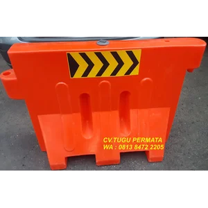 ROAD BARRIER TANAGA WATER BARRIER TANAGA TRAFFIC BLOCK ROAD DIVIDING TANAGA TANAGA