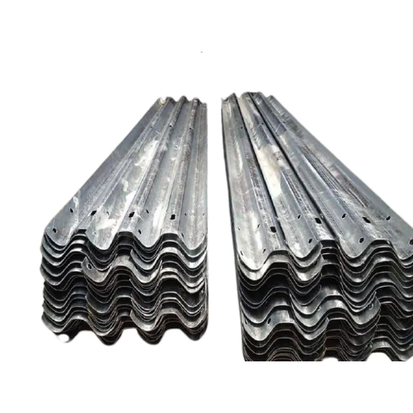 Pagar Pembatas Jalan Hot Dip Galvanis 6.0 Mm