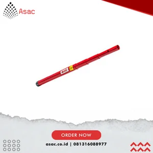 SOLO 110-001 Urban 4 section Telescopic Pole 1.75 Metres