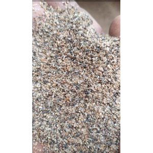 River Silika Sand For Water Treatment Size 2-4Mm