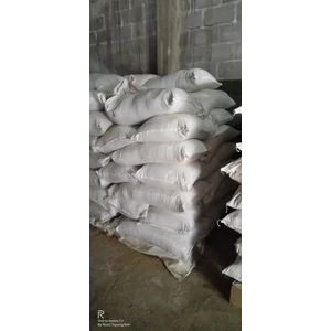 Tepung ikan protein 50 % lebih