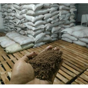 Bungkil Sawit dan bahan Pakan lainnya
