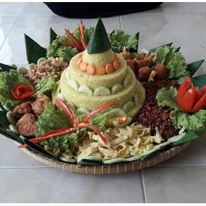 Nasi Tumpeng Lengkap Ukurang Sedang