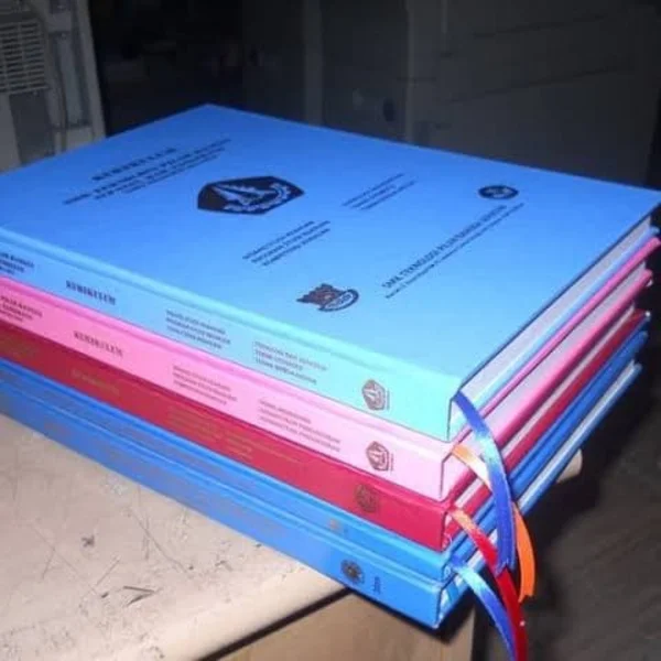 Sampul Buku Jiliid Hard Cover Berwarna 
