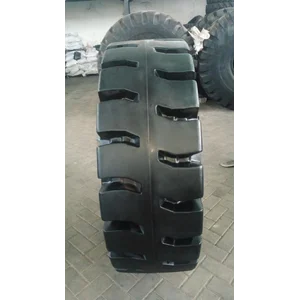 Ban Alat Berat Maxima Solid 17.5-25 YY106