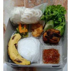 Makanan dan Minuman dalam Box