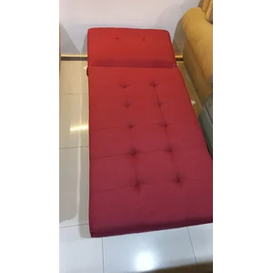 Sofa Bed warna merah flexible