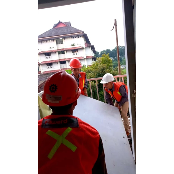 Jasa Pemasangan Pintu Fire Door & Jasa Pengecatan Pintu Fire Door  By PT HKA Filwerd Indonesia
