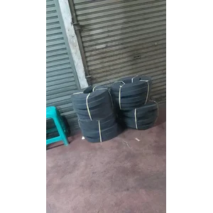 Busa Spon Karet Pintu Hitam Ukuran 4 x 2