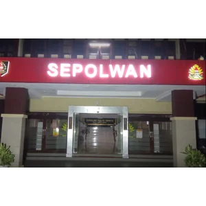 huruf timbul akrilik  acrylic  nyala  Led  Letter Sign bagus