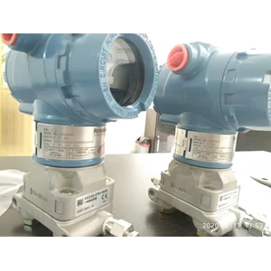 Rosemount Differential Pressure Transmitter  model 2051 series 