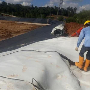 Geotextile Non Woven untuk Separator Pemisah Filtrasi 