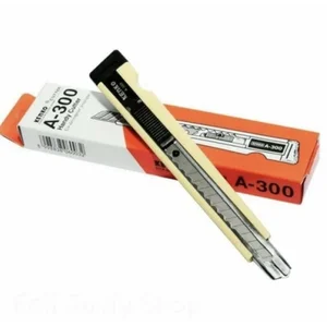 Pisau Cutter A 300 kecil