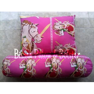 Bantal Guling Rapunzel