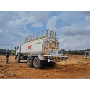 Karoseri Truk Water Truk 20 KL