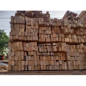 Kayu Bengkirai 4 cm x 6 cm x 4 meter
