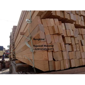 Kayu Bengkirai 4 cm x 6 cm x 4 meter