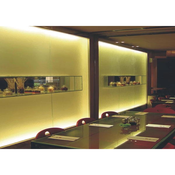 Foto Dari Desain Interior mangkok putih restoran 0
