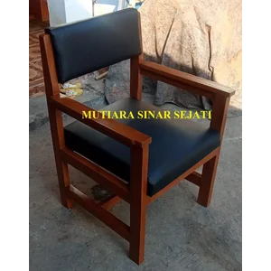 KURSI GURU BUSA  KAYU MAHONI FINISHING MELAMIN MODEL 2